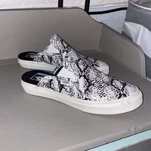 VANS Women’s classic slip on mule snake skin